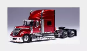 1:64 IXO International Lonestar Tractor Truck 3-Assi 2010 Red 64TR009B Model - Picture 1 of 2