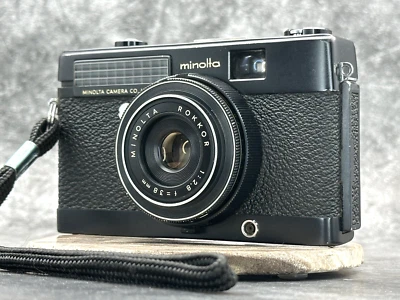 [Rare! Near MINT] MINOLTA Minoltina-P Point&Shoot Film Camera Black from JAPAN - Image 1 of 4