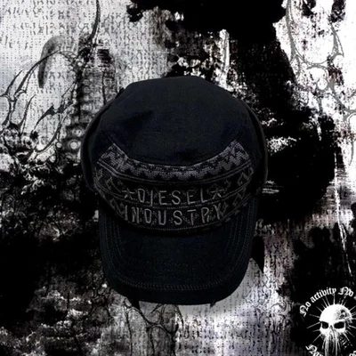 Diesel Hombres Grunge Y2K C-Boy Bordado Orejeras Lana Gorra de Trabajo Talla II Lujo ITA Foto 1 de 4