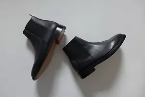 Thom Browne schwarze Kieselleder Chelsea Stiefel - UK7/US8 - brandneu mit Etikett, £ 1150 - Bild 1 von 11