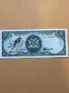 Trinidad and Tobago Five Dollars Current Circulated Paper Money - Early Issue - Picture 1 of 4