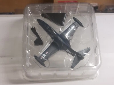 F9F Panther Avion, Plane, en métal Del Prado échelle 1:100 NEUF - Photo 1/2