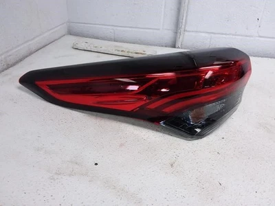 2020 TOYOTA HIGHLANDER Driver Left Side Tail Light Quarter Panel Mounted OEM  - Image 1 of 4
