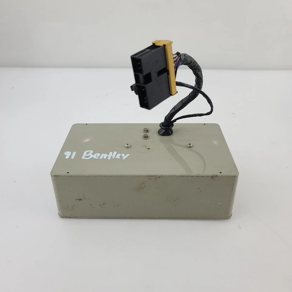 1980-2003 Bentley Arnage Rolls-Royce Silver Spirit Spur Alarm CDL Module UD73293 - Image 1 of 4