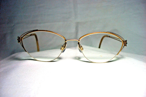 occhiali da vista Valentino ovali occhio di gatto montatura placcata oro donna ultra vintage