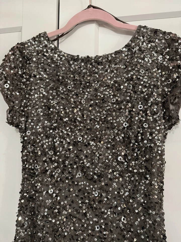 Adrianna Papell Women's Silver Beaded Gown 8P - Image 1 of 4