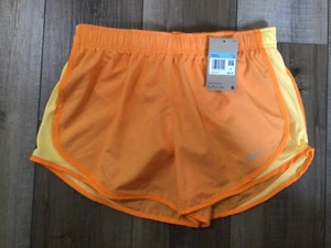 Nike Tempo Dri-Fit CU8890-808 Arancione Pantaloncini da Corsa Donna Taglia S Small Nuovi - Foto 1 di 3