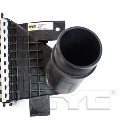 Intercooler TYC 18045 para Ford Explorer 11-19 Foto 1 de 4