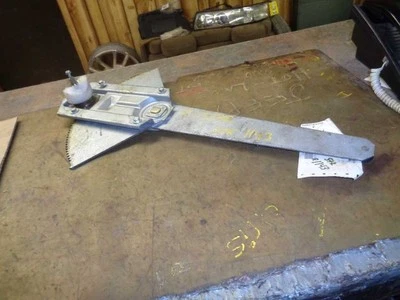 乘客右前窗调节器手册适用于 91-93 达科他 148531 — 第 1/2 张图片