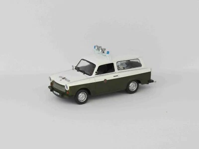 DIE-CAST AUTO POLIZIA TRABANT P601 UNIVERSAL - POLICE CARS DE AGOSTINI 1:43 - Immagine 1 di 2
