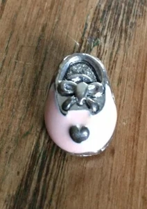 NEW Pink Baby Shoe Jewelry Charm Bead for Bracelet - Picture 1 of 2