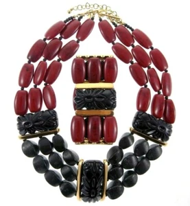 Juego de Collar de Pechera 35 Aniversario Chico's Pulsera Elástica Rojo Negro Cuentas Talladas - Imagen 1 de 4