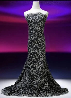 Tela de encaje de gasa suiza con piedras encaje de algodón africano de alta calidad para coser. Foto 1 de 3