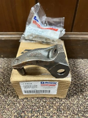New Genuine NOS Mopar 4897877AA Dodge Ram Dakota Lever - Image 1 of 4