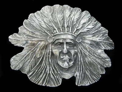 RJ13163 VINTAGE AÑOS 70 RECORTADO **CHIEF SITTING BULL** HEBILLA DE CINTURÓN DE LATÓN Foto 1 de 2