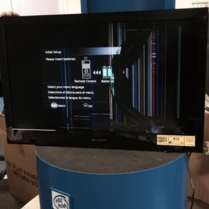 Emerson LCD320EM3FA HDTV HAUPTPLATINE/NETZTEIL/KABEL & MEHR - Bild 1 von 2