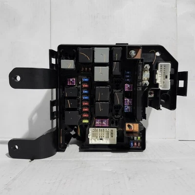 💥 2011-2013 Kia Sorento Under Hood Engine Relay Fuse Box Module 91941 2P020 OEM - Image 1 of 3