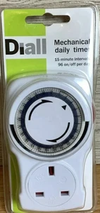 24 Hour Diall Mechanical Daily Timer 15 min intervals - Picture 1 of 4