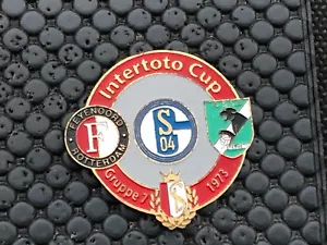 PINS BADGE FOOTBALL SOCCER ASSE SAINT ETIENNE ROTTERDAM 1973 - Foto 1 di 1