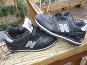 baby boy 10 Black Grey NEW BALANCE NB 574 walking sneaker shoes KJ574KK1 M 