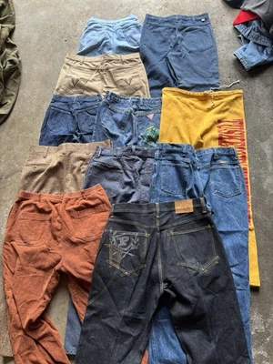 Lote De Colección De 11 Pantalones Años 70 Y2K Denim Corte Bota Wrangler Pantalones Deportivos Roebucks Foto 1 de 4