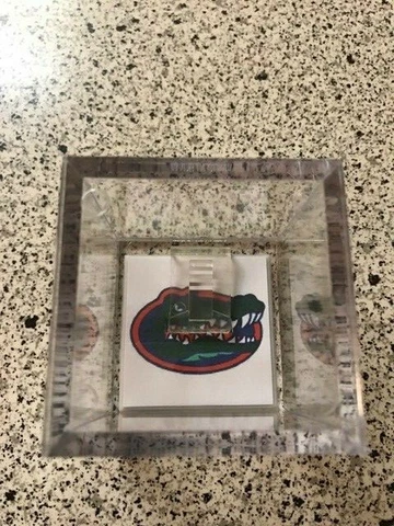 Florida Gators Custom NCAA National Champions Football Alumni Ring Display Case Cover