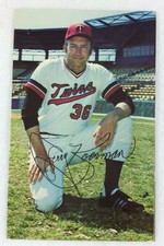 1981 Jerry Koosman, Minnesota Twins Team Issue Postcard w/ facsimile autograph