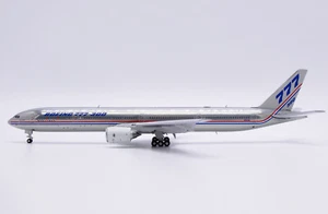 Modelo diecast JC Wings 1:400 Boeing B777-300 “House Colours – Flaps Down” N5014K - Imagen 1 de 6