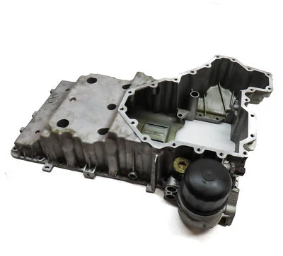 09-19 BMW 550i 550iGT 650i 750i (F01 F07 F10 F12) tracción trasera - 4,4 L N63 cárter de aceite superior Foto 1 de 4