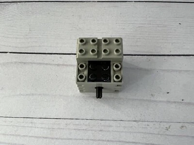 Lego Mindstorms Old Light Gray Electric 9V Mini-Motor 71427 Technic - Tested - Image 1 of 4