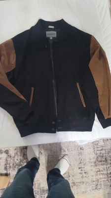 Chaqueta de bombardero universitario Johnston & Murphy grande marrón y negro para hombre Foto 1 de 4