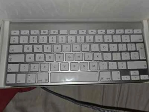 GENUINE BRAND NEW APPLE MAGIC KEYBOARD A13 14 WIRELESS BLUETOOTH IN ORIGINAL BOX - Bild 1 von 17