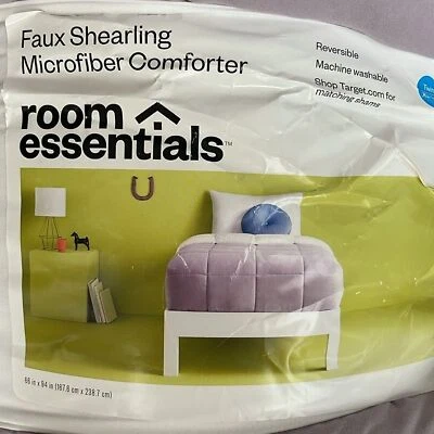 Room essentials reversible 66 in  x 94 in faux shearling microfiber comforter - Image 1 of 4