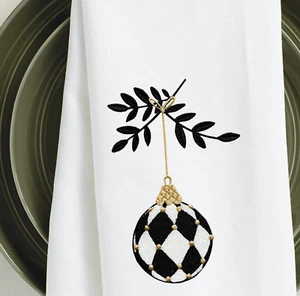 Embroidered Checkered McKensie Childs Style Christmas 6 White Cloth Napkins - Picture 1 of 2