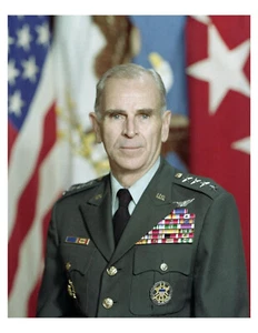 Foto #2 del General del Ejército de los Estados Unidos John W. Vessey, Jr. 8x10 en 8,5" x 11" - Imagen 1 de 1