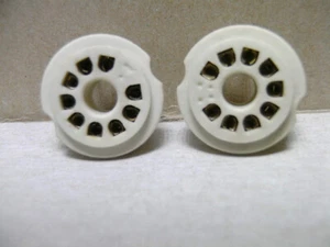 Noval - Röhren - Fassung keramisch Novalröhrenfassung 2 Stück - Bild 1 von 3