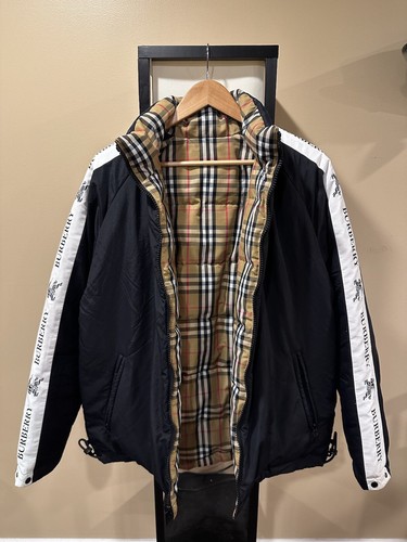 Piumino imbottito Burberry reversibile nero nova check