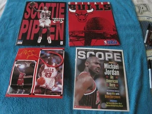 4 recuerdos vintage de los Chicago Bulls de la NBA: Michael Jordan, Scottie Pippen - Imagen 1 de 11