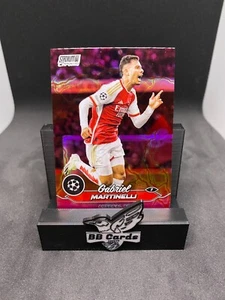 Topps Stadium Club Chrome UCL 2023/24 Gabriel Martinelli Pink/Red Electric - Bild 1 von 2