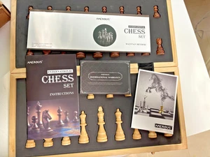 Amerous Chess Set 2016 – NEW in Box – Classic Medieval Style – Magnetic Folding - Picture 1 of 6