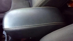 2018 Jeep Cherokee Front Console Lid X9 Black - Picture 1 of 1