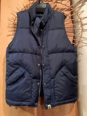 Chaleco de plumón Bape azul marino para hombre usado poliéster cremallera bolsillo elegante Foto 1 de 4