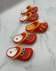 McDonald’s x Crocs Schlüsselanhänger Spielzeug 5 Stück Sammlerstück Happy Meal Collab - Bild 1 von 8
