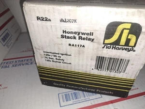 Honeywell RA117A 1047 Stack Relay Protectorelay Controller Intermittent R22R - Picture 1 of 3