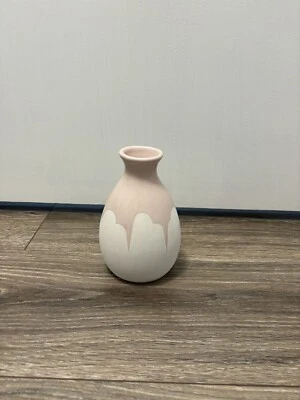 Маленькая розовая белая капельная ваза Isaac Mizrahi Loves XO Sienna - Изображение 1 из 3