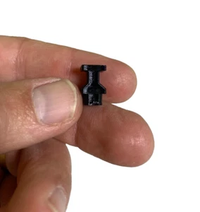 Replacement Part: Audio Stereo Optics Optical TOSLink Port Dust Cover Plug Cap - Picture 1 of 6