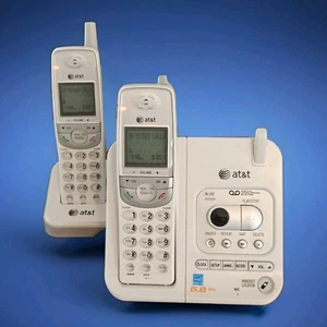 Sistema telefónico trilingular AT&T Digital doble blanco EL42208 5,8 GHz Secure Line - Imagen 1 de 11