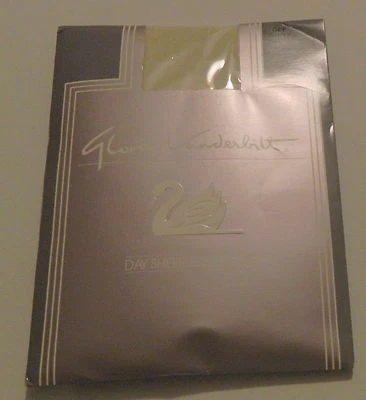 GLORIA VANDERBILT - BLANCO ROTO - PANTIMEDIAS - DÍA TRANSPARENTE - E Foto 1 de 3