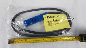 RS 339-746 Proximity Reed Switch - normally open contacts - Unused - Picture 1 of 7