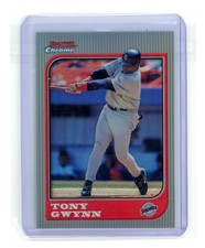 Tony Gwynn 1997 Bowman Chrome Refractor